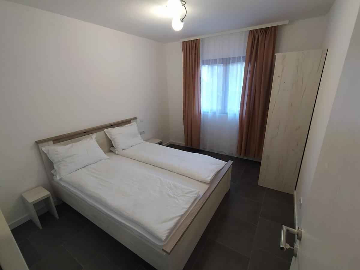 Bed and Breakfast Domacinstvo Kod Gere Crni Vrh Zewnętrze zdjęcie