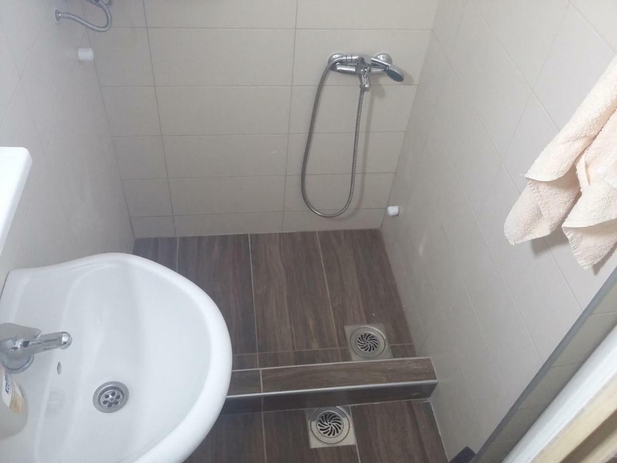 Bed and Breakfast Domacinstvo Kod Gere Crni Vrh Zewnętrze zdjęcie