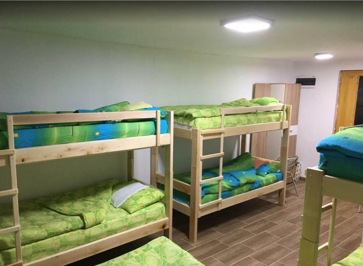 Bed and Breakfast Domacinstvo Kod Gere Crni Vrh Zewnętrze zdjęcie