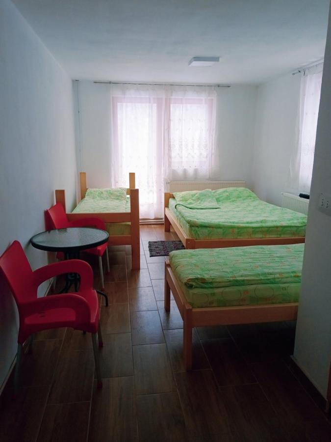 Bed and Breakfast Domacinstvo Kod Gere Crni Vrh Zewnętrze zdjęcie